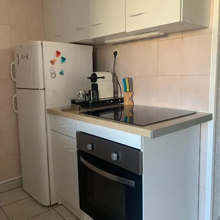 Bord De Διαμέρισμα *